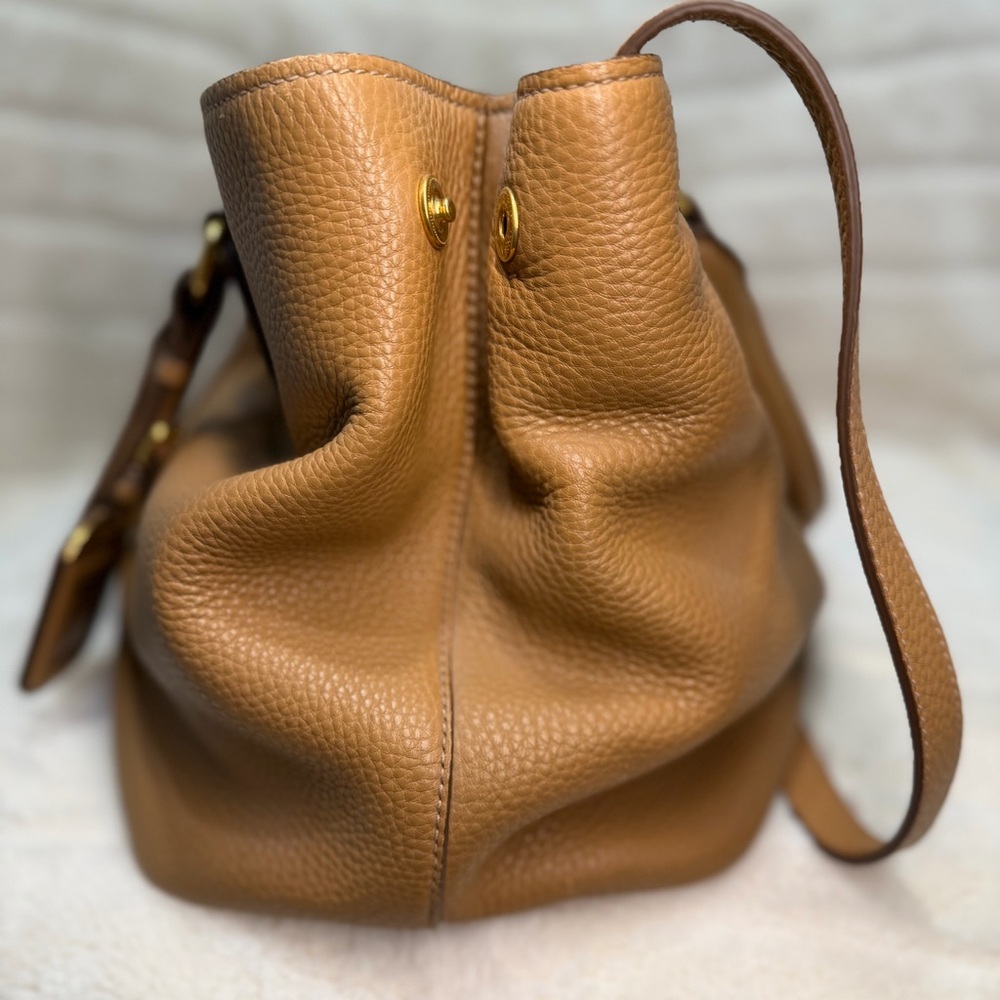 Prada Women's Brown Leather Shoulder Bag Vitello Daino Leather - Picture 4 of 10